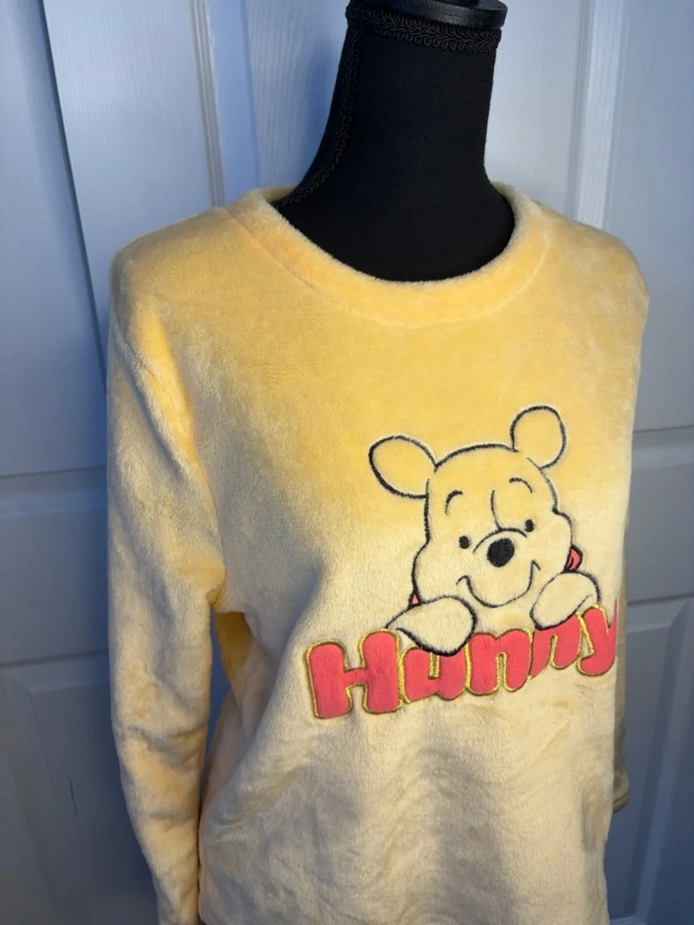 Disney Yellow Winnie the Pooh "Hunny" Plush Pajama Top size small - Picture 3 of 11